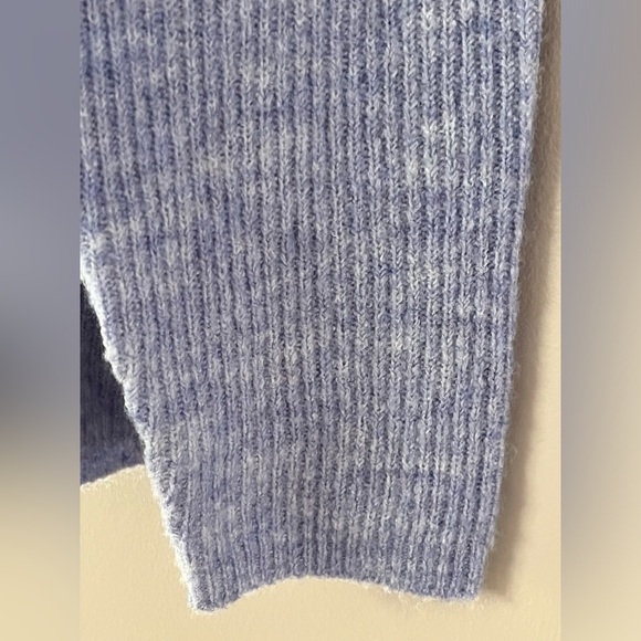 Women’s ONLY Camilla V-Neck Ribbed Sweater Pullover - Picture 3 of 9